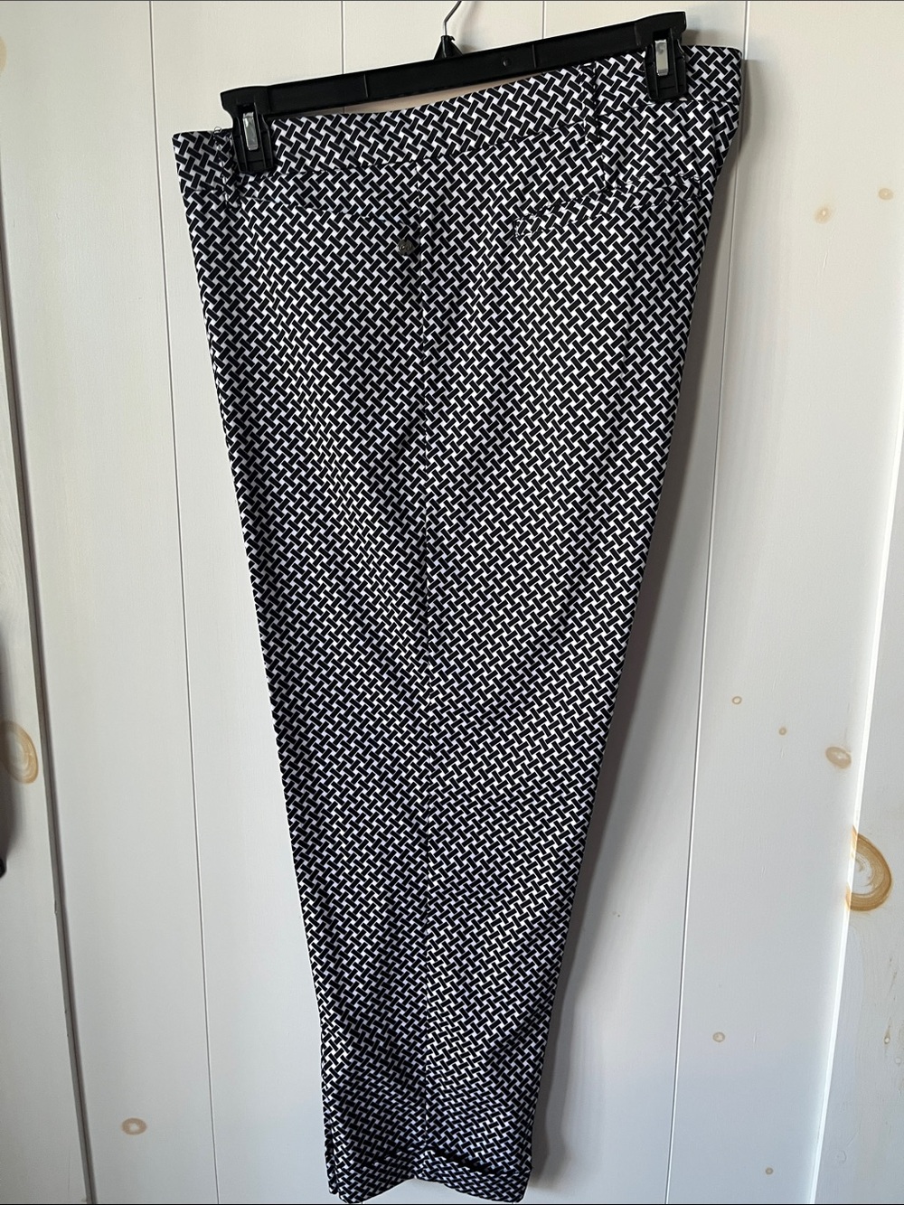 Black & White Geometric Pencil Skirt